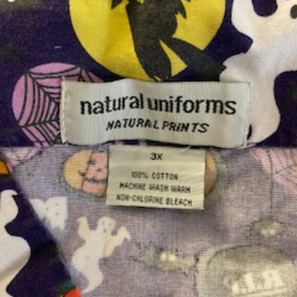 Scrub top, plus size Halloween themed short sleeve - Picture 2 of 3